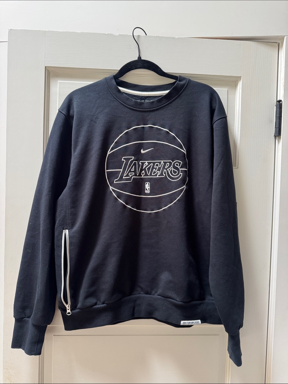 Nike Lakers Black Crewneck Sweatshirt